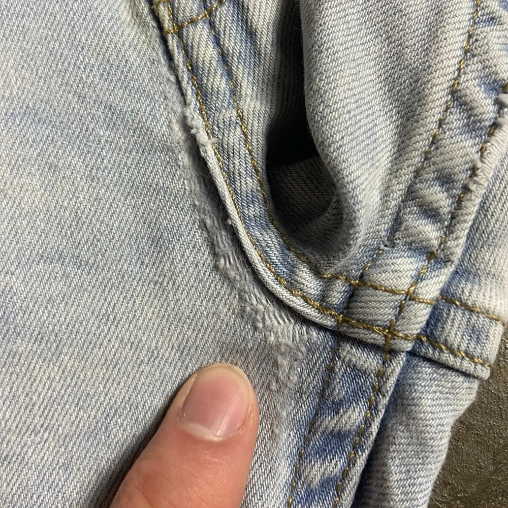 Levi's 502 Jeans Size 36x30 Blue Denim Light Wash Tapered Fit Casual